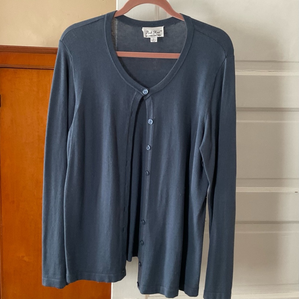 Women’s lightweight cardigan